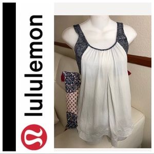 🍋 2/$40 Lululemon’s top with built-in sports bra